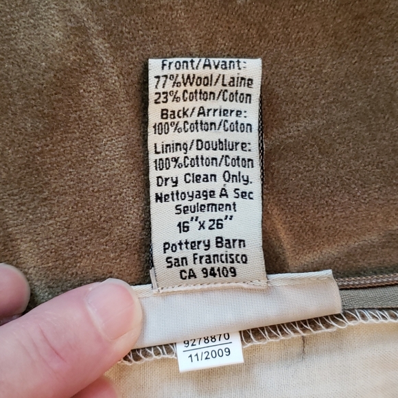 2 Pottery Barn 26" X 16" pillow covers - Picture 6 of 6